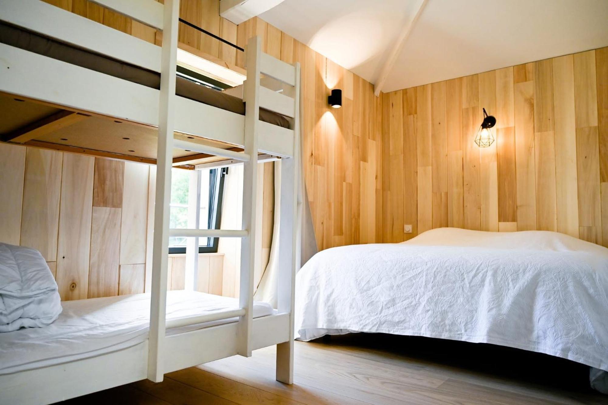 La Loge Hotel ปูโซจส์ ภายนอก รูปภาพ